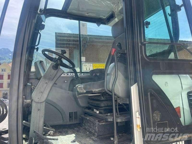 Bobcat E55W Pyöräkaivukoneet
