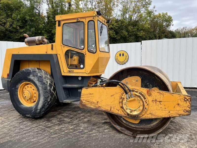 Bomag BW213D Tiivistyskoneet