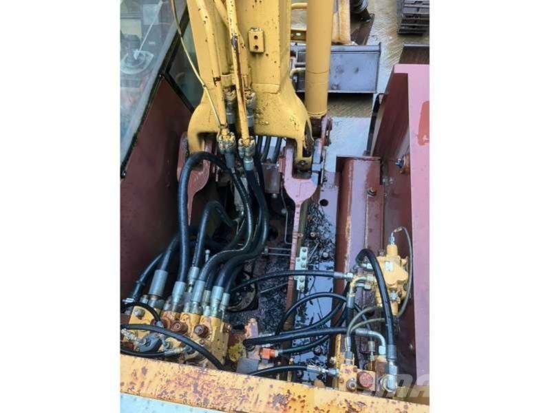 CASE 888CK Telakaivukoneet