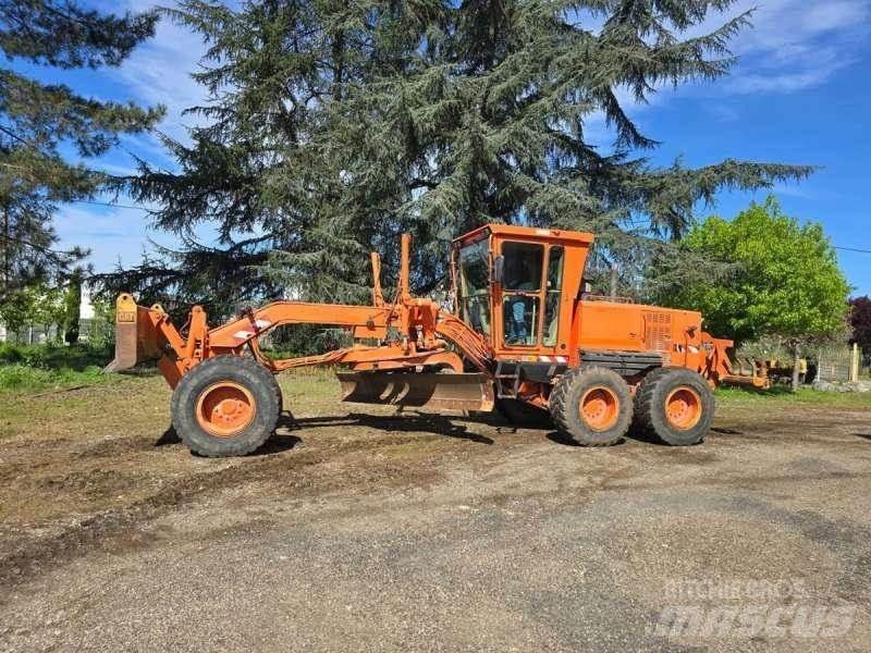 CAT 12H Tiehöylät