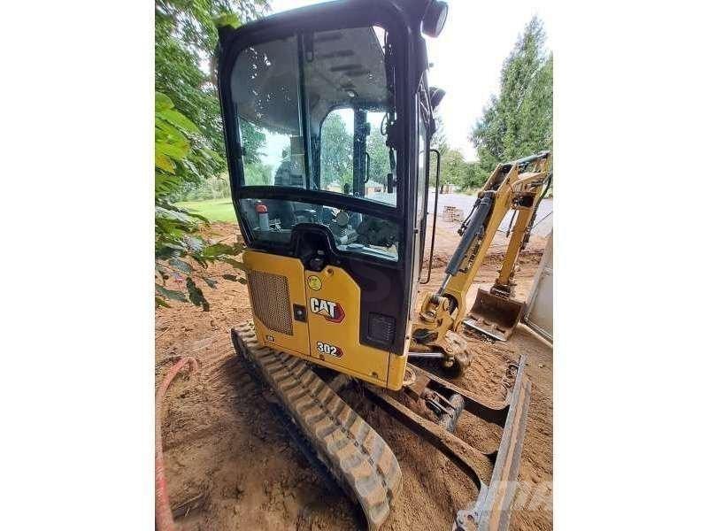 CAT 302 Minikaivukoneet < 7t