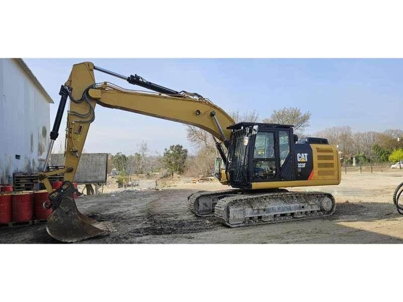 CAT 323F Telakaivukoneet