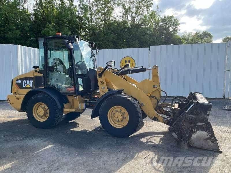 CAT 906H Pienkuormaajat