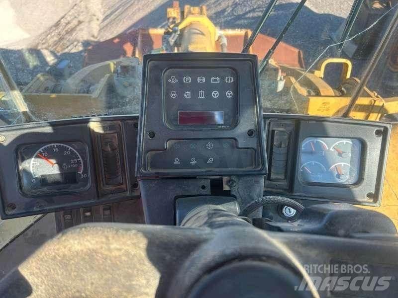 CAT 962G Pyöräkuormaajat