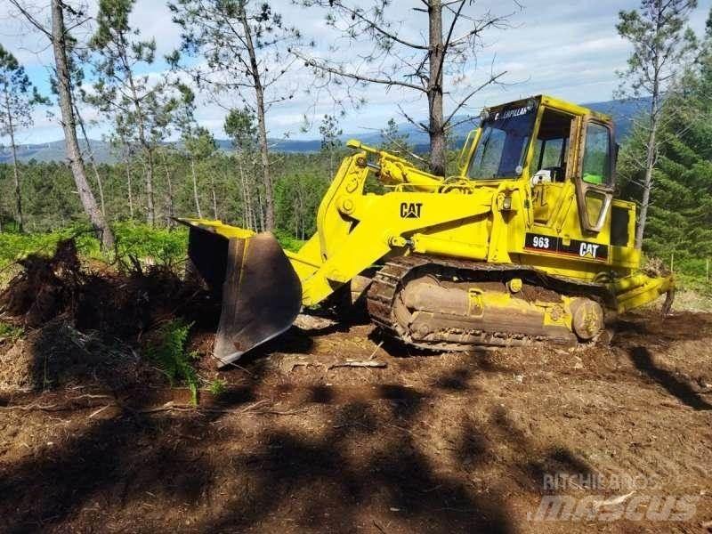 CAT 963 Telakuormaajat