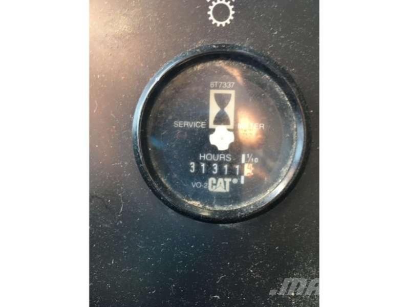 CAT 990 Pyöräkuormaajat