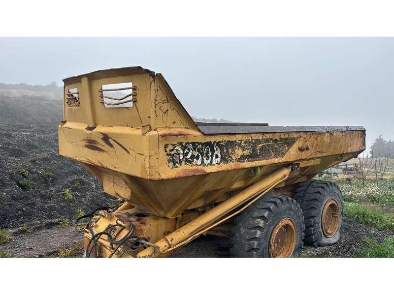 CAT D250B Sora- ja kippiperävaunut