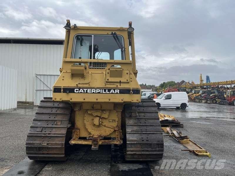 CAT D4H LGP Telaketjupuskutraktorit