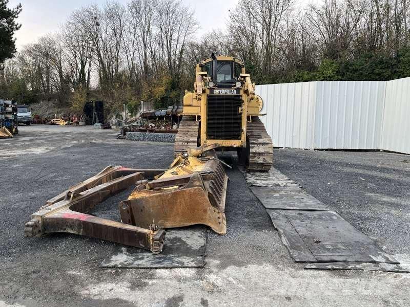 CAT D6RXL Telaketjupuskutraktorit