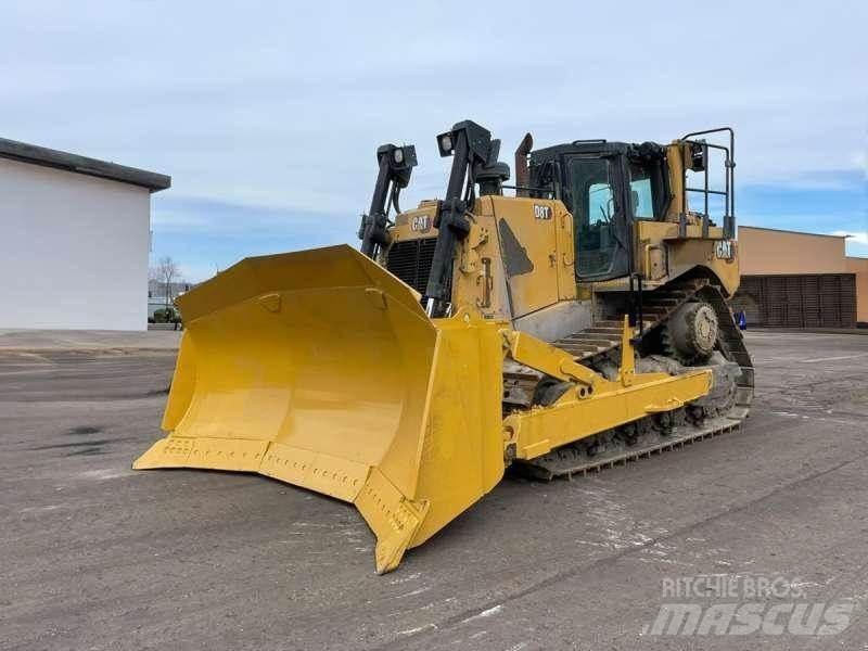 CAT D8T Telaketjupuskutraktorit