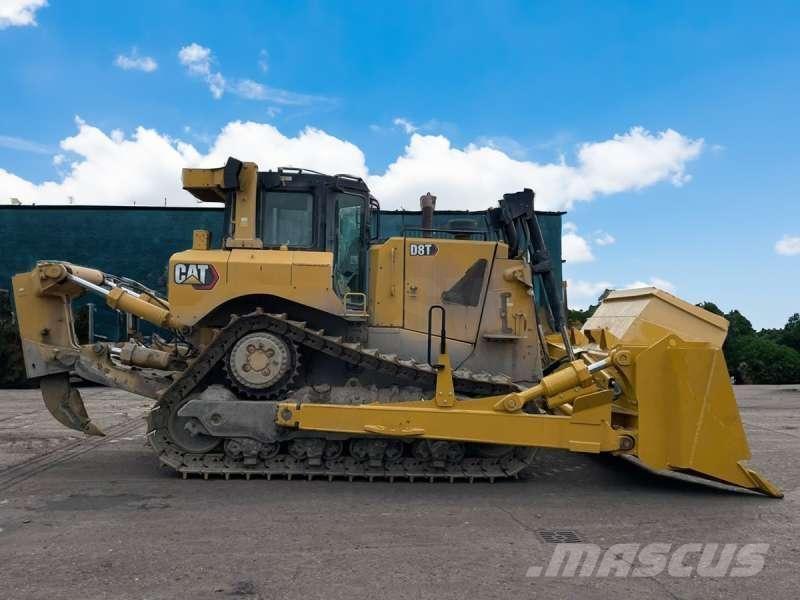 CAT D8T Telaketjupuskutraktorit