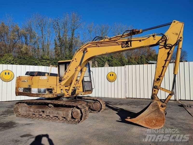 CAT E120B Telakaivukoneet