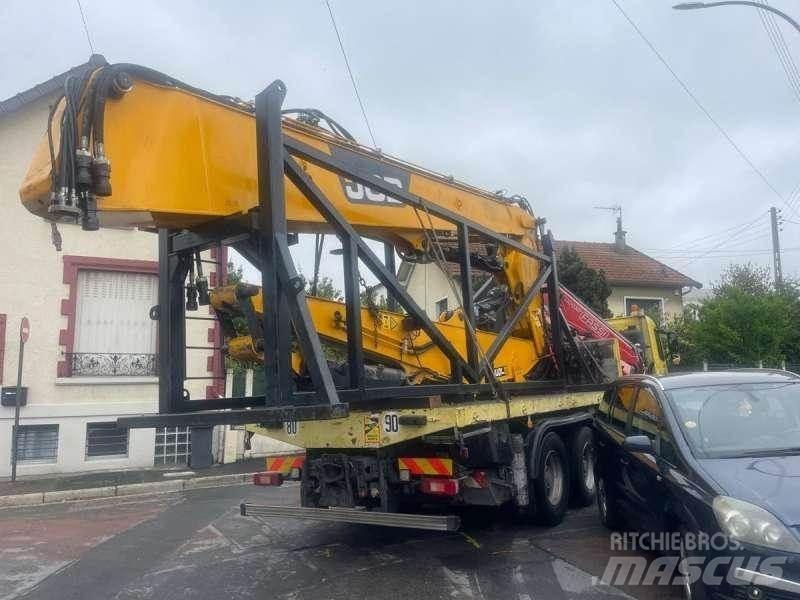 JCB JS360 Purkukoneet