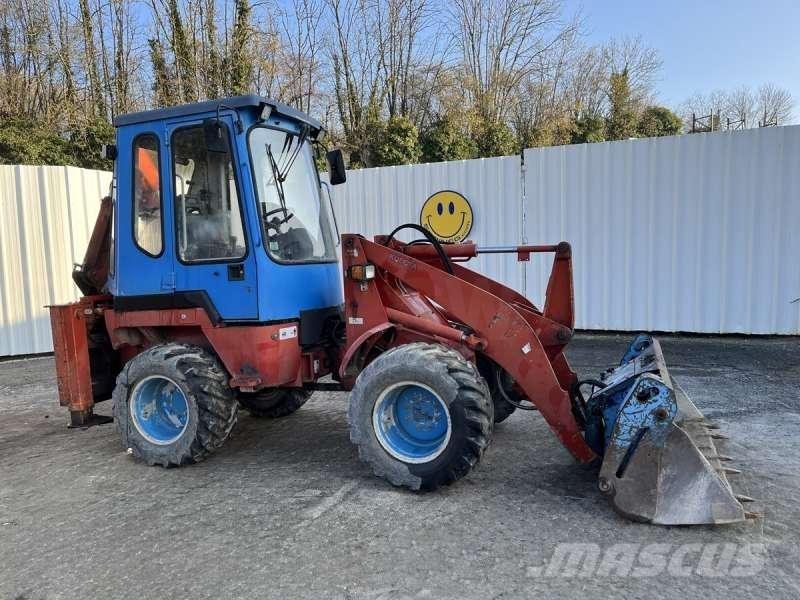 Kubota R520 Kaivurikuormaajat