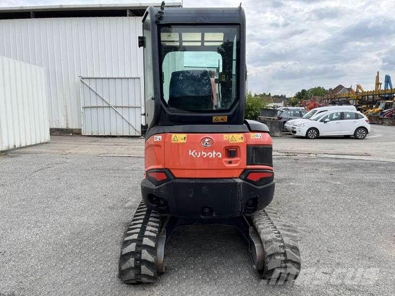 Kubota U27-4 Minikaivukoneet < 7t