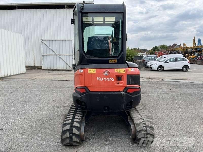 Kubota U27-4 Minikaivukoneet < 7t