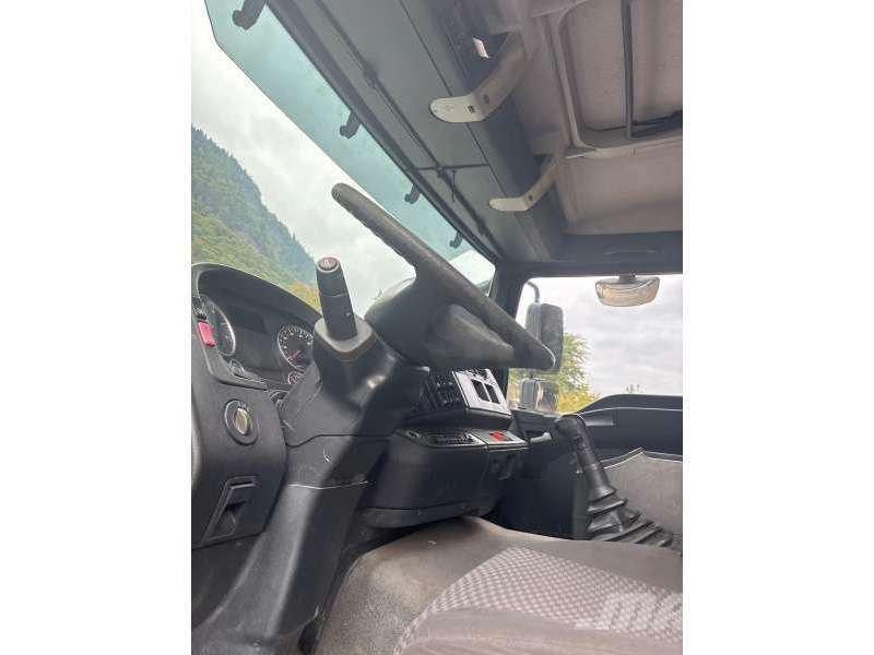 MAN 26/440 Sora- ja kippiautot