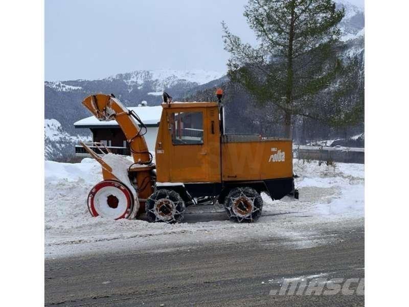Rolba R200 Tienhoitoautot