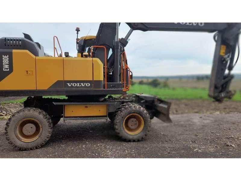 Volvo EW180E Pyöräkaivukoneet