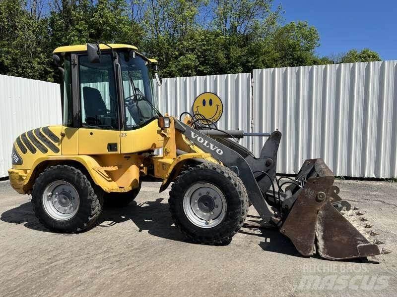 Volvo L30B-Z Pienkuormaajat