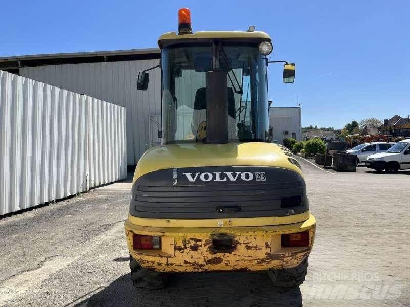 Volvo L30B-Z Pienkuormaajat