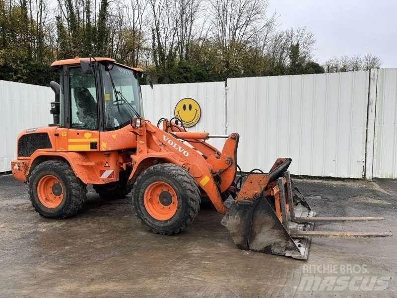Volvo L30G Pyöräkuormaajat