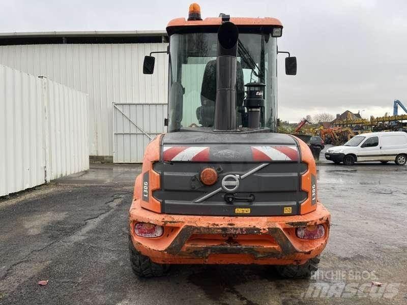 Volvo L30G Pyöräkuormaajat