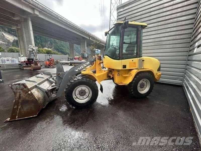 Volvo L30Z Pienkuormaajat