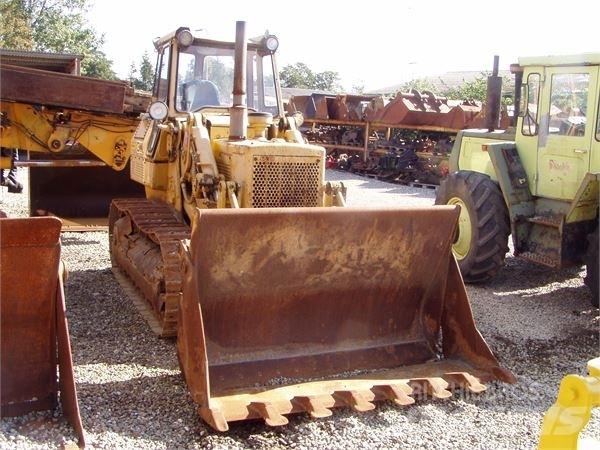 CAT 955L Telakuormaajat