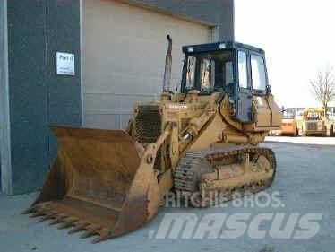 Komatsu D53S Telakuormaajat
