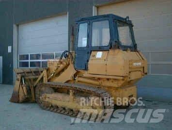 Komatsu D53S Telakuormaajat