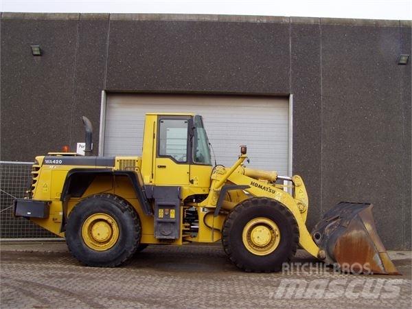 Komatsu WA420-3H Pyöräkuormaajat