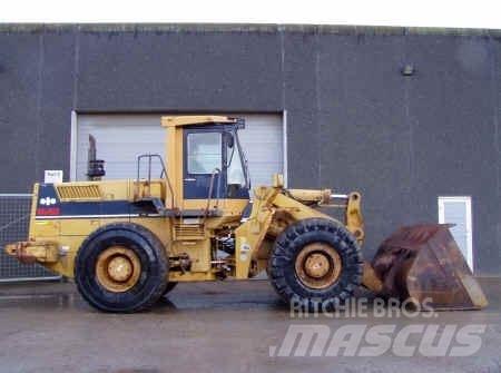 Komatsu WA450-1 Pyöräkuormaajat