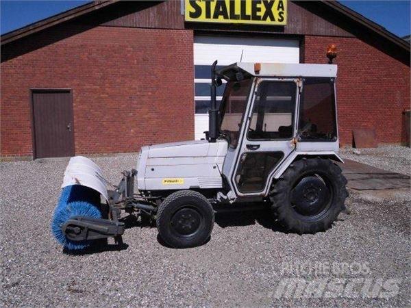 Mitsubishi 280 Traktorit