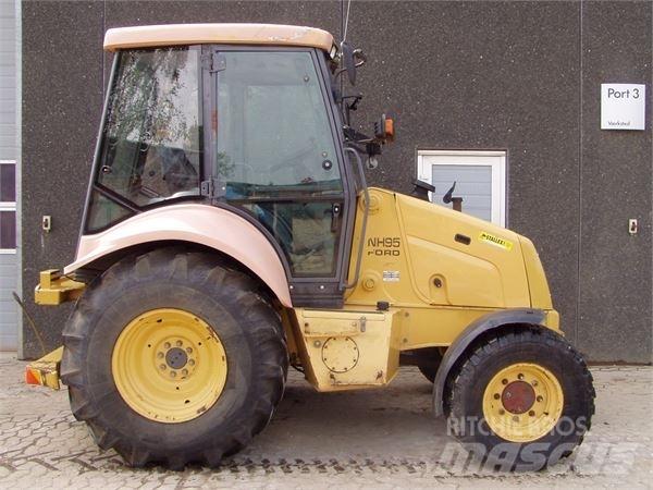 New Holland NH95 Traktorit
