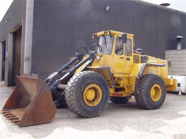 Volvo L120 Pyöräkuormaajat