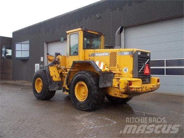 Volvo L120D Pyöräkuormaajat