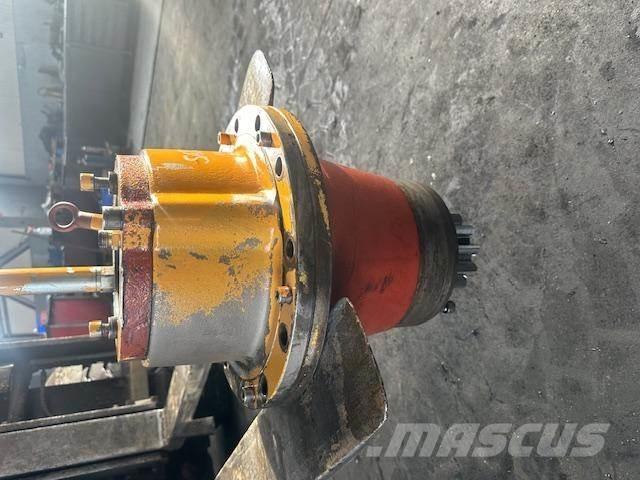 Liebherr SAT 225 Alusta ja jousitus