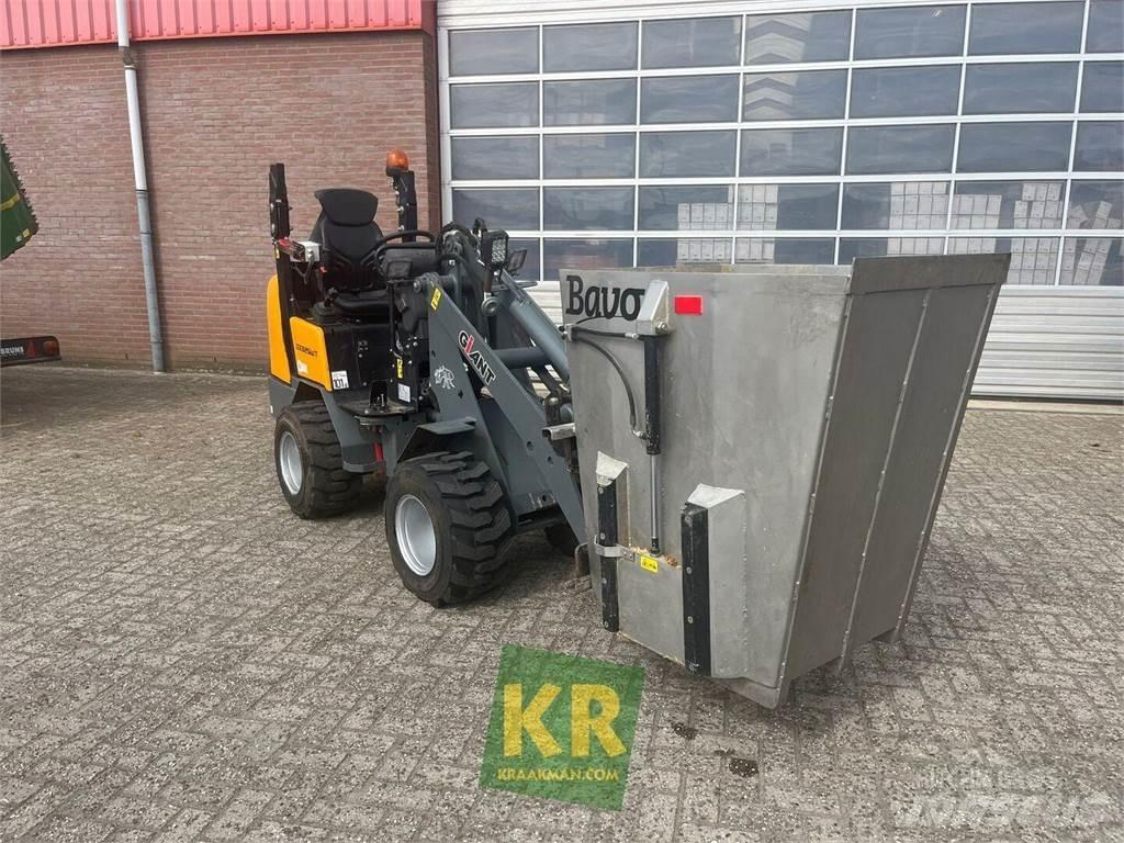 GiANT D332 Etukuormaimet ja kaivuulaitteet