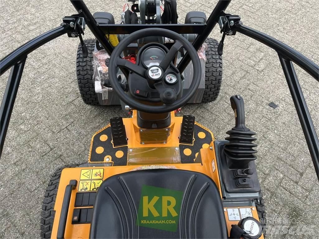 GiANT G1200 Etukuormaimet ja kaivuulaitteet