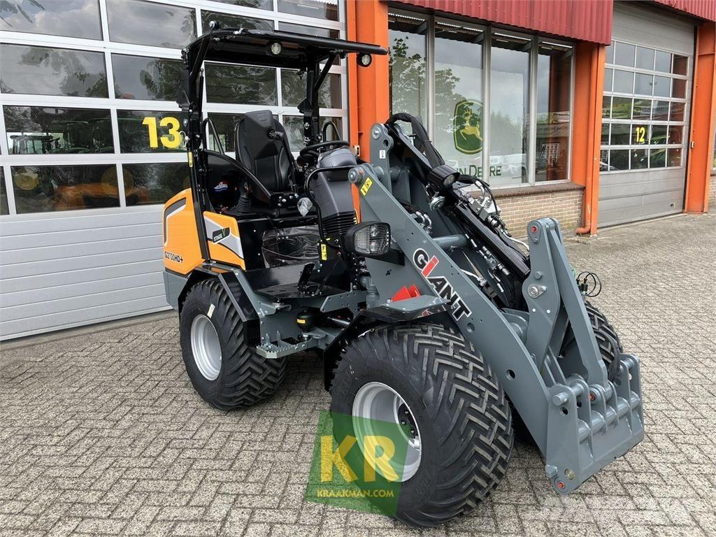 GiANT G2700 HD Etukuormaimet ja kaivuulaitteet