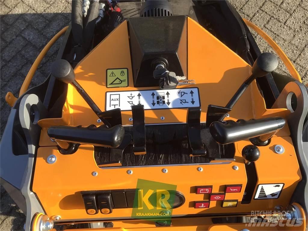 GiANT GS950T Etukuormaimet ja kaivuulaitteet