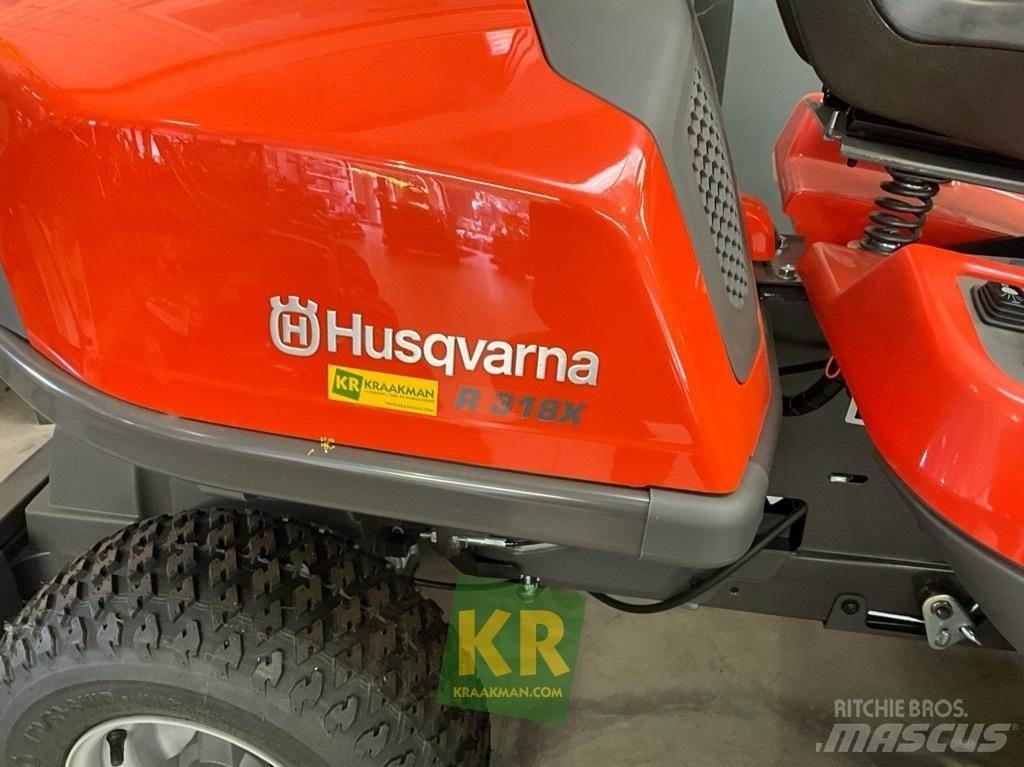 Husqvarna R318X Päältäajettavat ruohonleikkurit