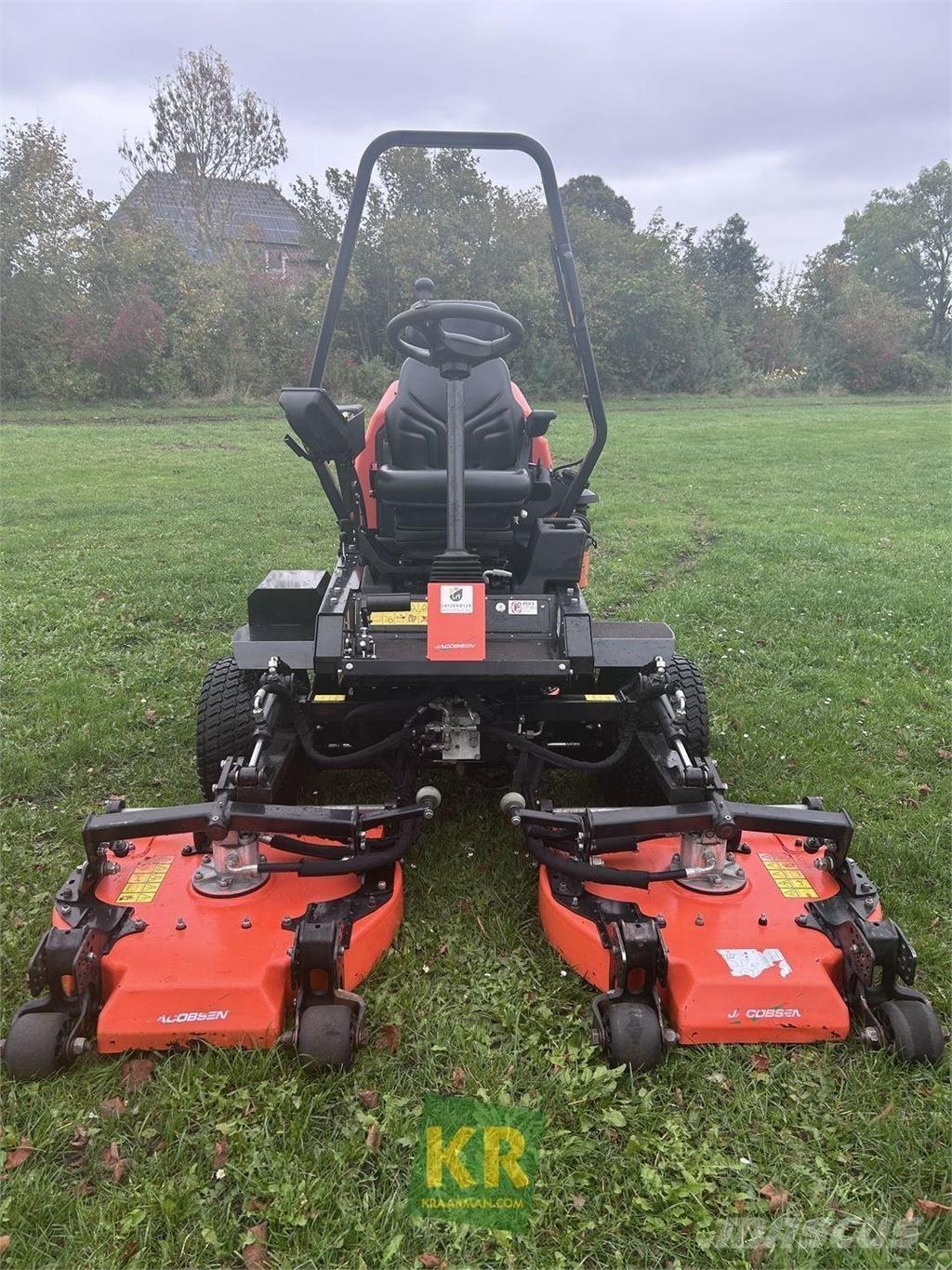 Jacobsen AR331 Reuna-alueiden ja karheikkojen leikkurit