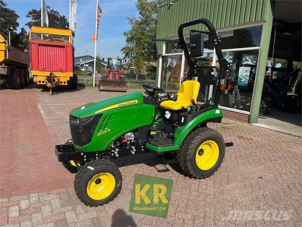 John Deere 2026R Taajamatraktorit