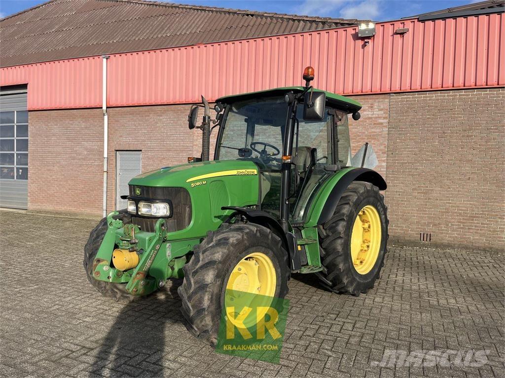 John Deere 5080M Traktorit