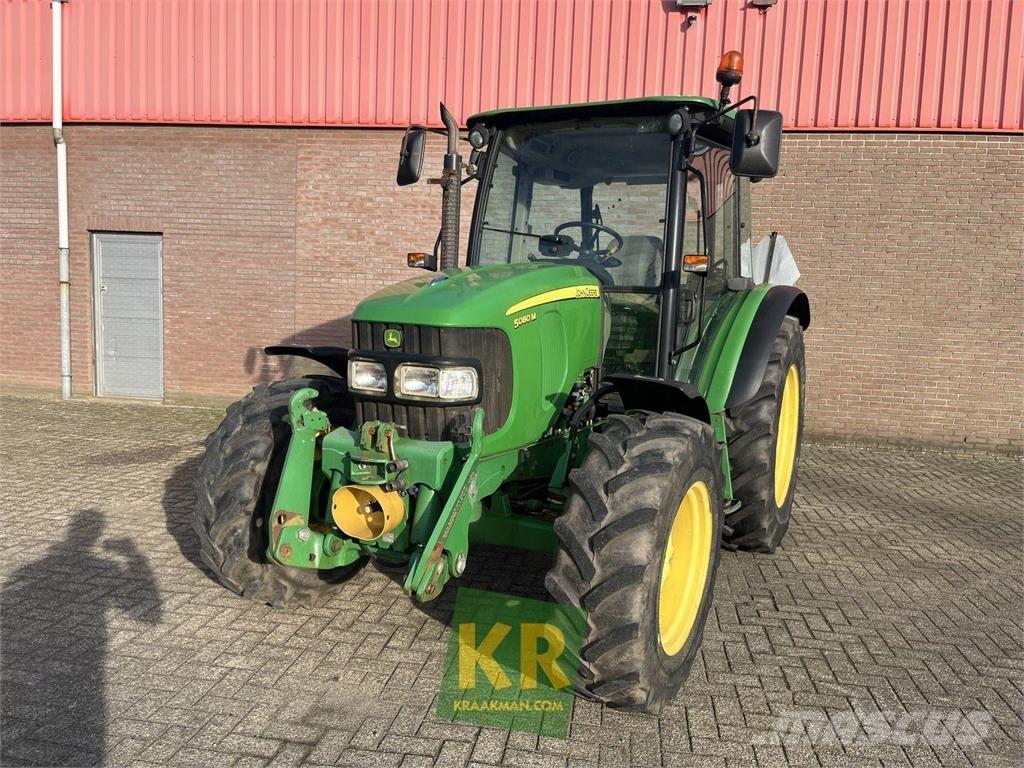 John Deere 5080M Traktorit