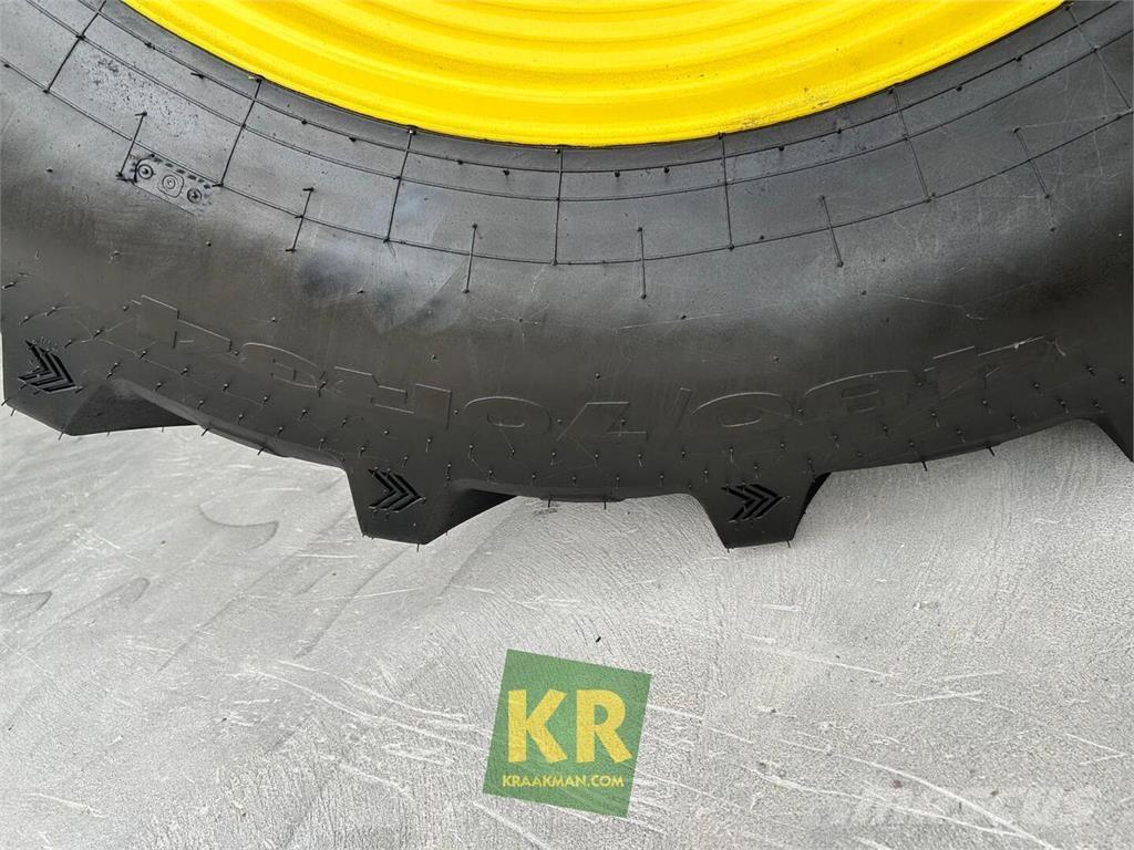 John Deere 5090M Traktorit