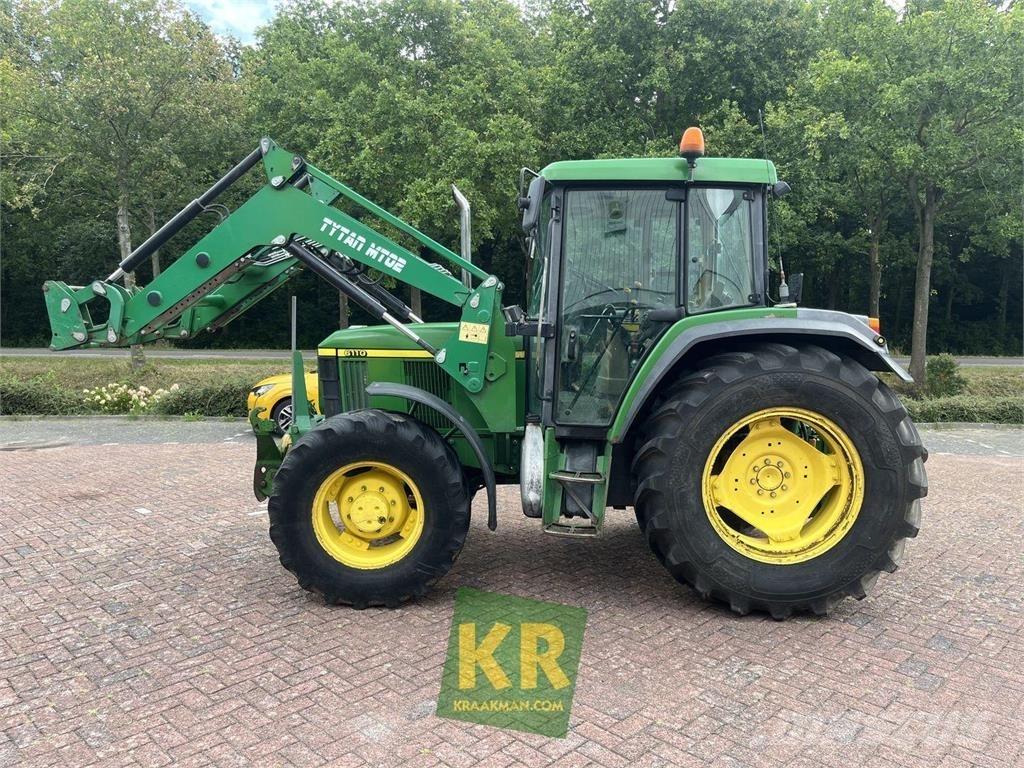John Deere 6110 Traktorit