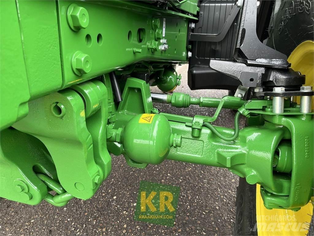 John Deere 6120M Traktorit
